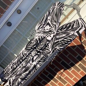 ROAM New York Black White Dress Sz L